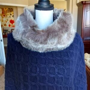 Luxurious Navy Sweater with Faux Fur Collar